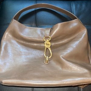 Dooney & Bourke